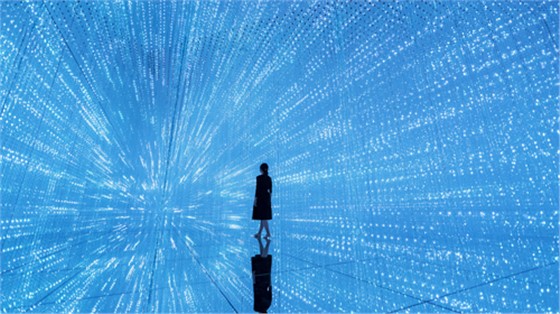 立標視野丨teamLab超自然空間，一場沉浸式的藝術(shù)盛宴